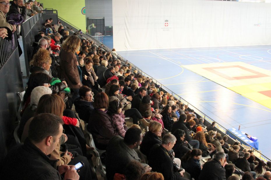 1423220405Ciutat Esportiva Blanes interior public.jpg